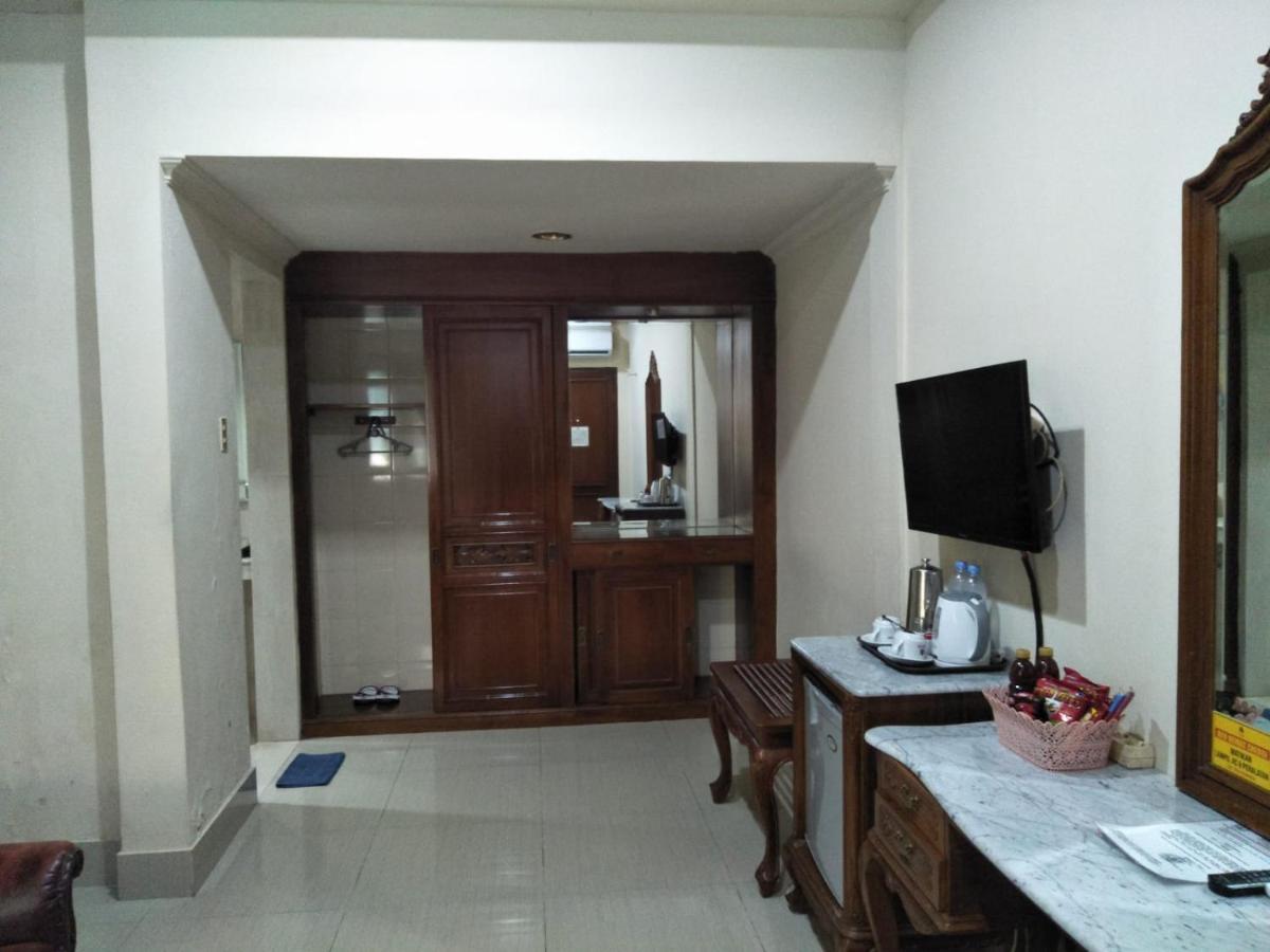 Hotel Indah Palace Yogyakarta Eksteriør billede
