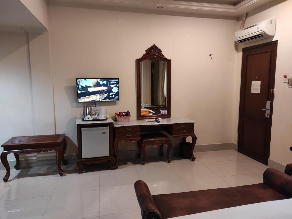 Hotel Indah Palace Yogyakarta Eksteriør billede