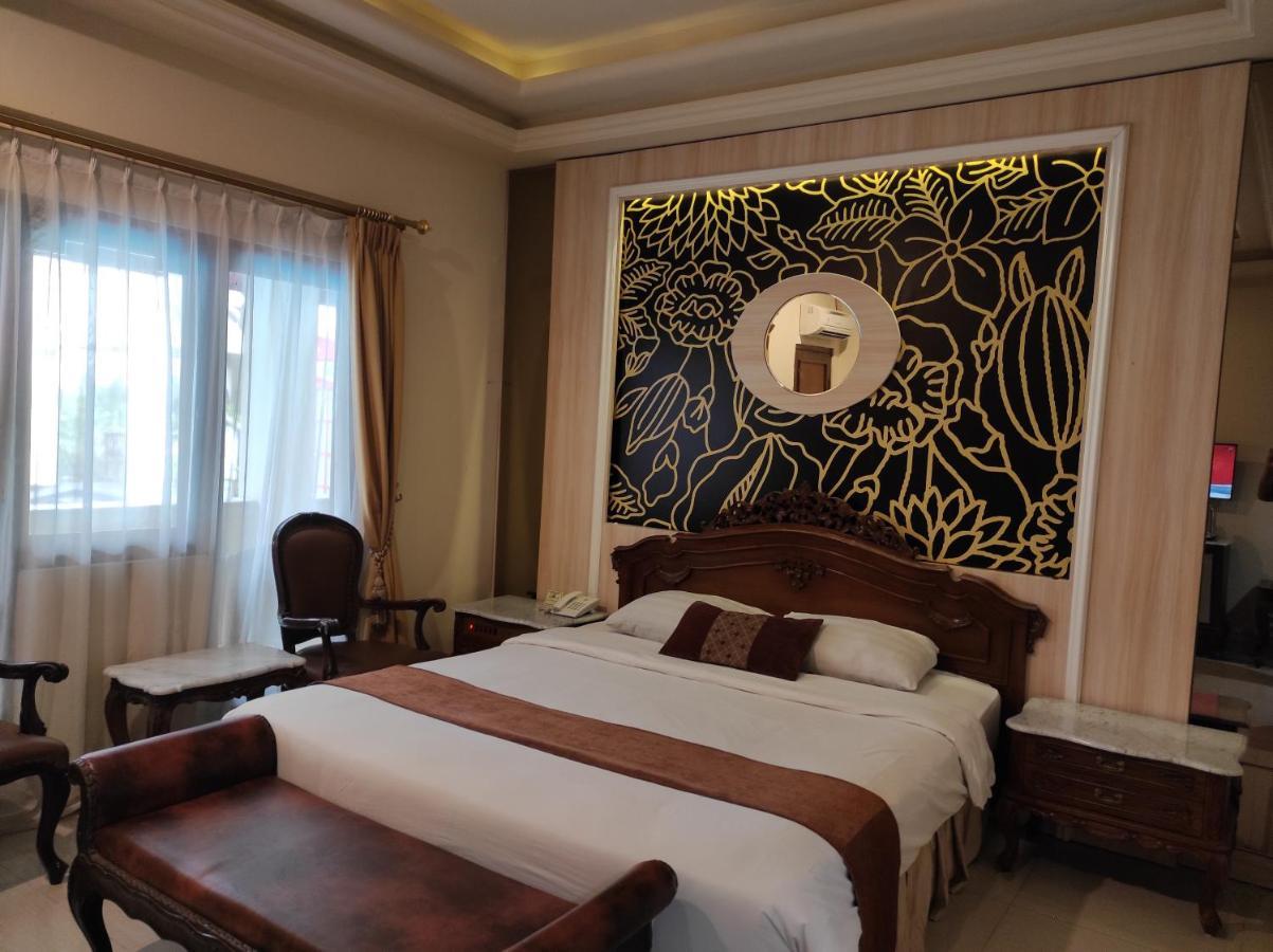 Hotel Indah Palace Yogyakarta Eksteriør billede