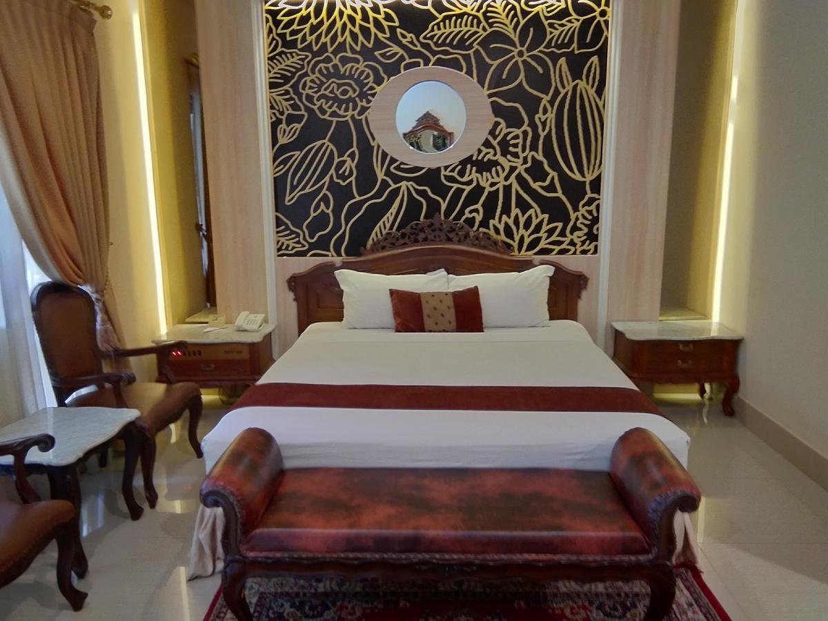 Hotel Indah Palace Yogyakarta Eksteriør billede