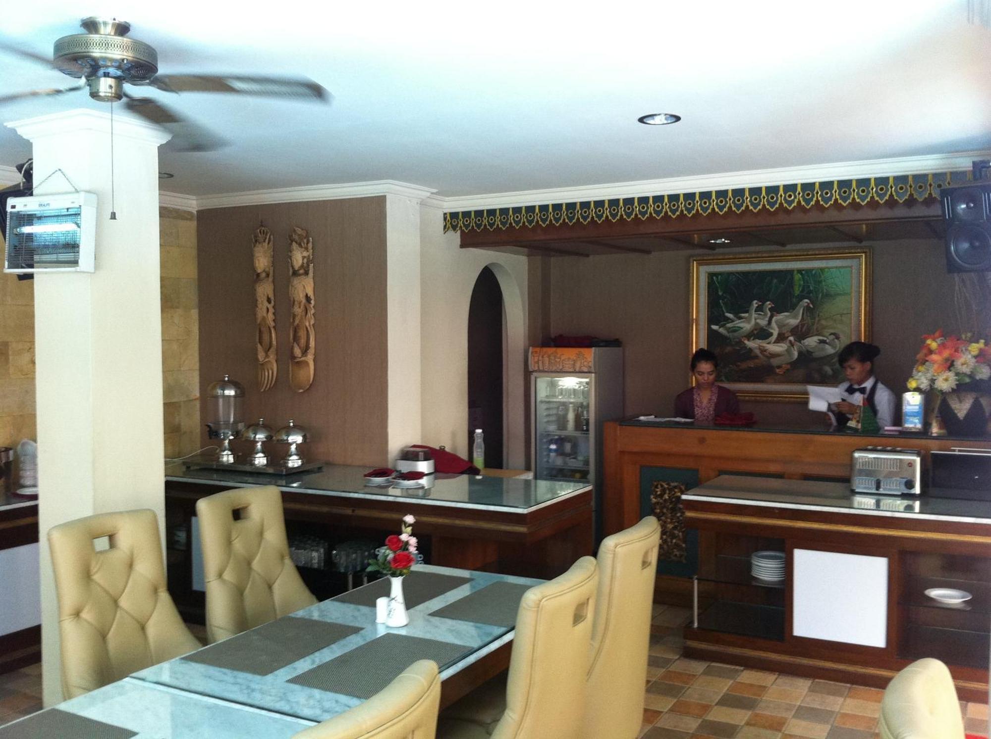 Hotel Indah Palace Yogyakarta Eksteriør billede